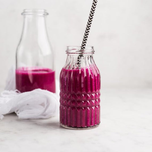 Bananen-Smoothie mit Roter Bete