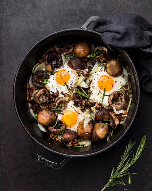Gebratene Champignons mit Ei