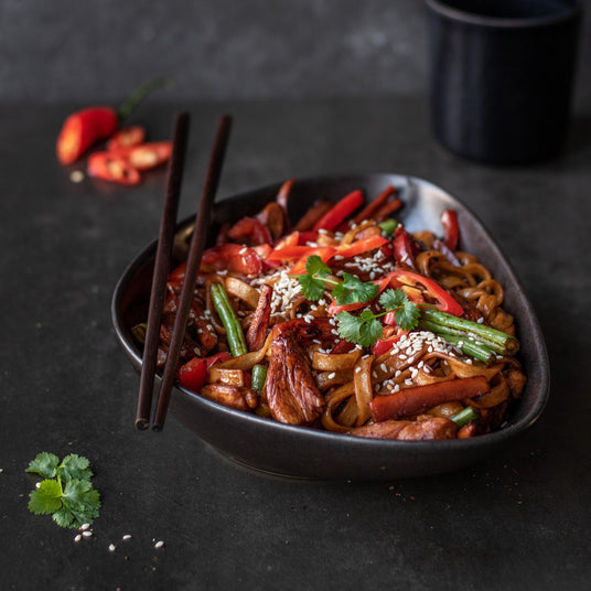Reisnudeln mit Hühnchenfleisch